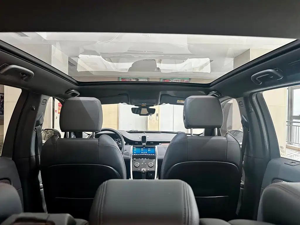 Land Rover Discovery Sport 2020 — фото 17
