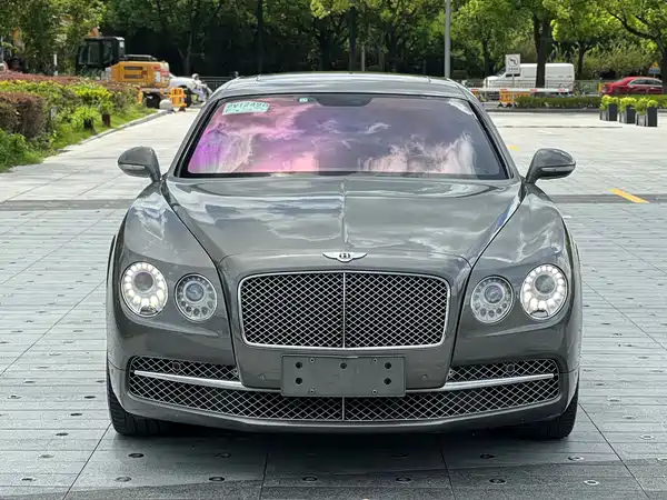 Bentley Flying Spur 2016