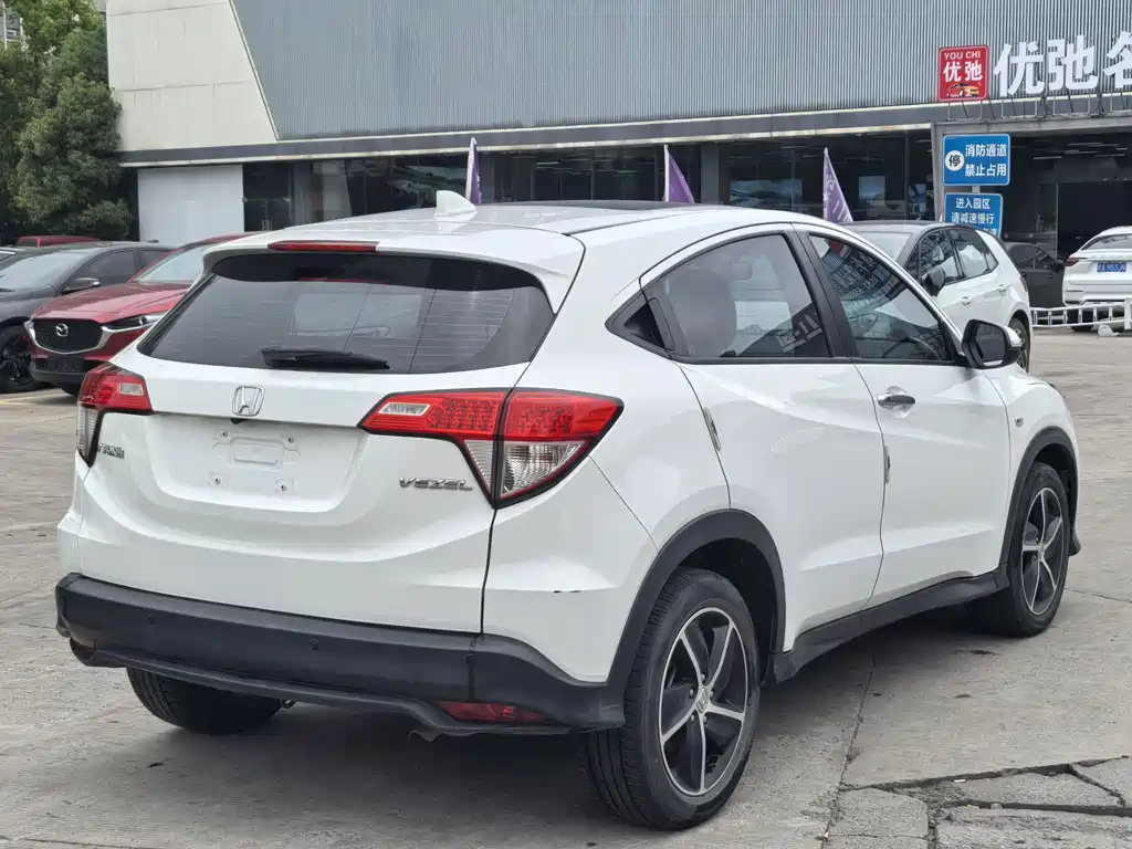 Honda Vezel 2022 — фото 4