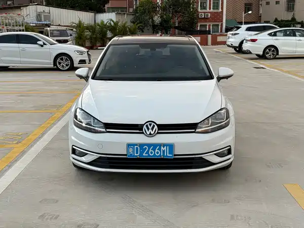 Volkswagen Golf 2020