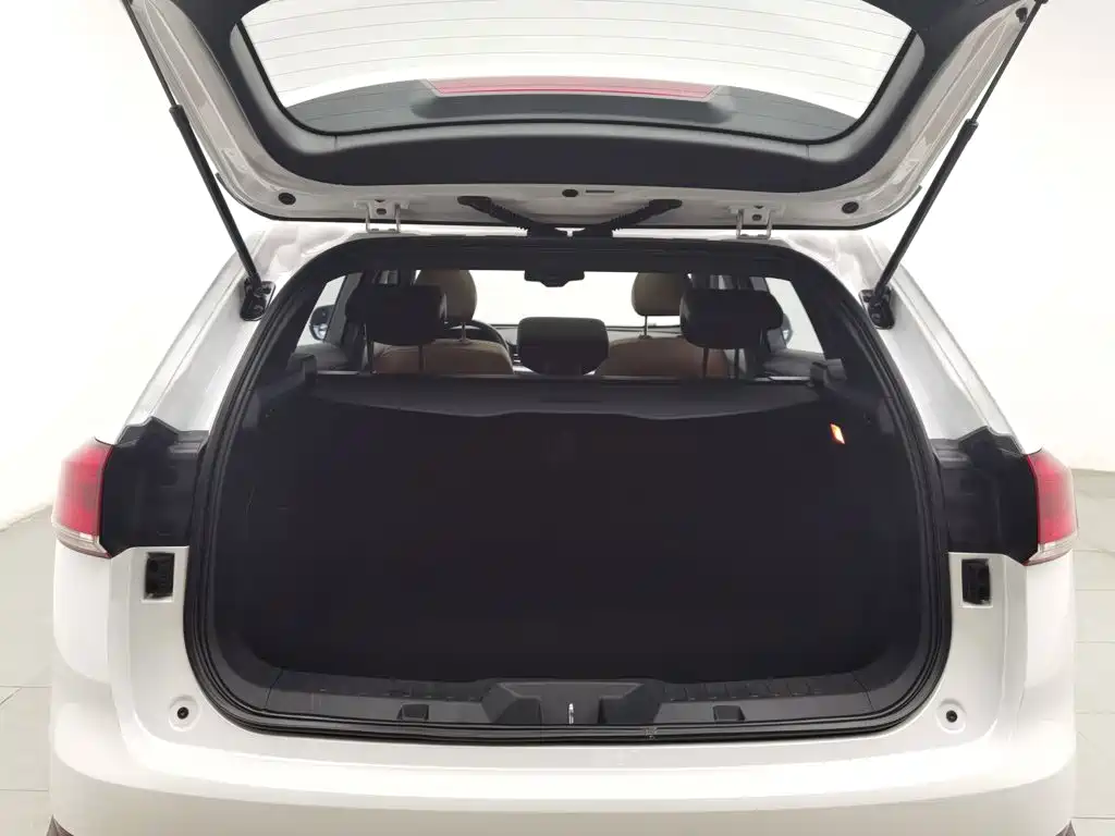 Haval H6 2017 — фото 16
