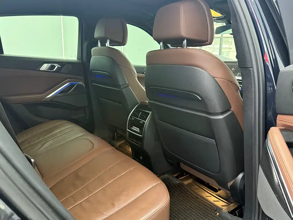 BMW X6 2021 — фото 12