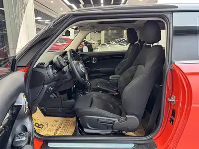 MINI MINI 2018