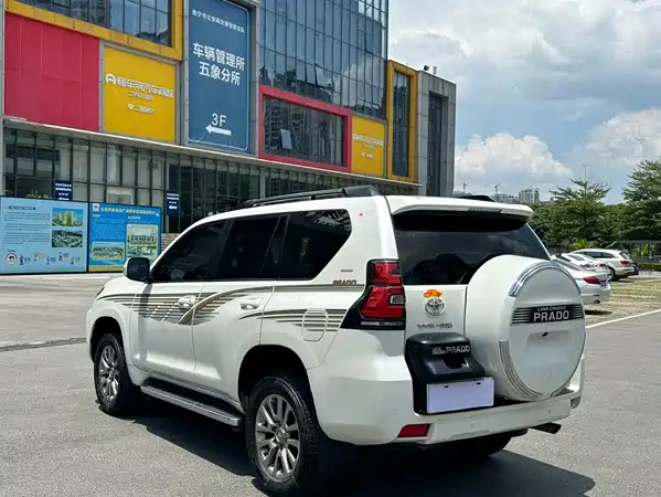 Toyota Prado 2019