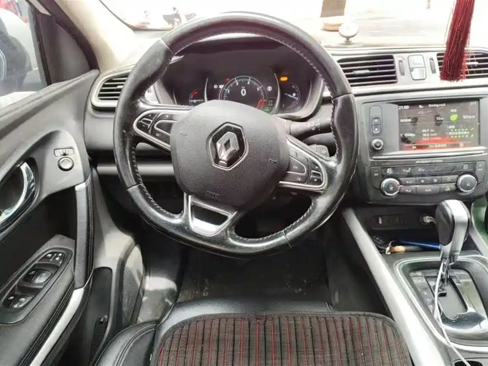 Renault Kadjar 2017 — фото 14