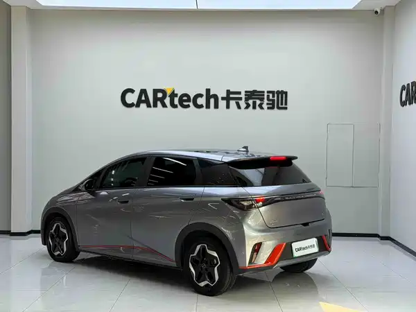 BYD Dolphin 2023