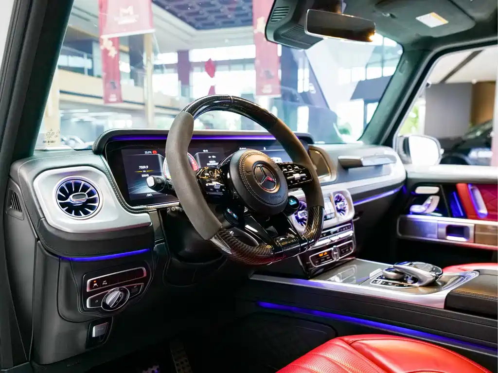 Mercedes-Benz G-Class 2023 — фото 10