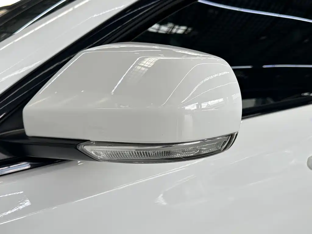 Cadillac CT4 2020 — фото 25