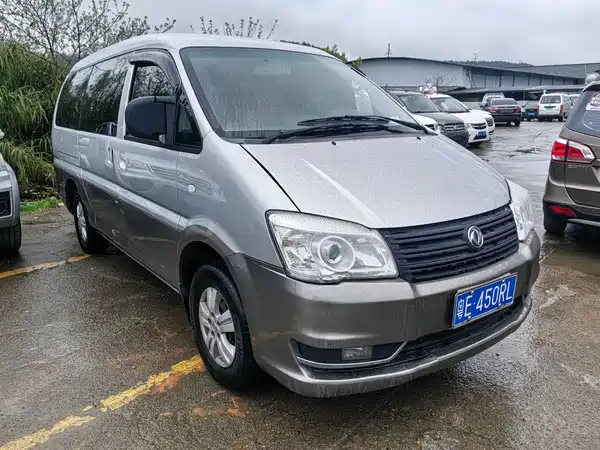 Dongfeng Lingzhi 2017