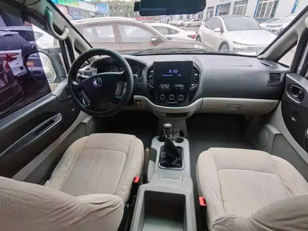 Dongfeng Lingzhi 2017