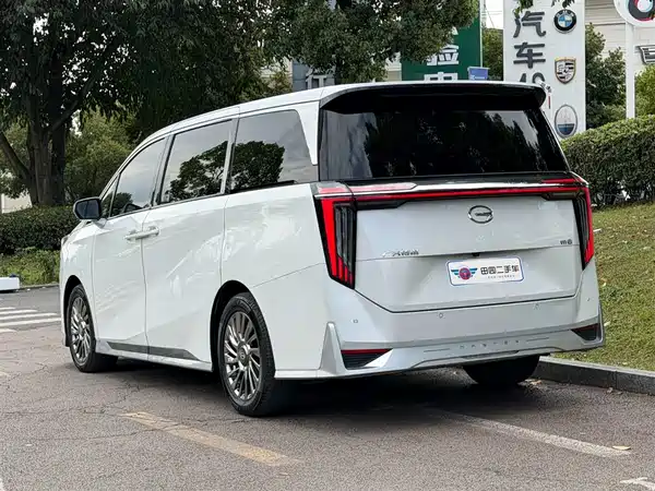 GAC Trumpchi M8 2023