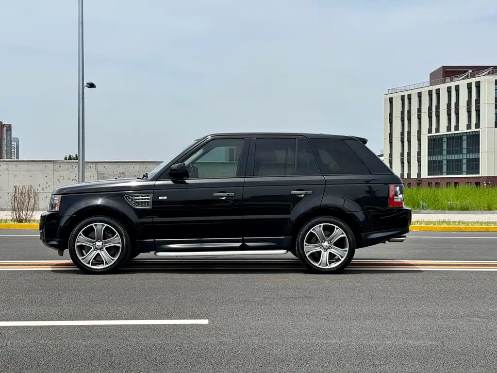 Land Rover Sport 2010 — фото 18