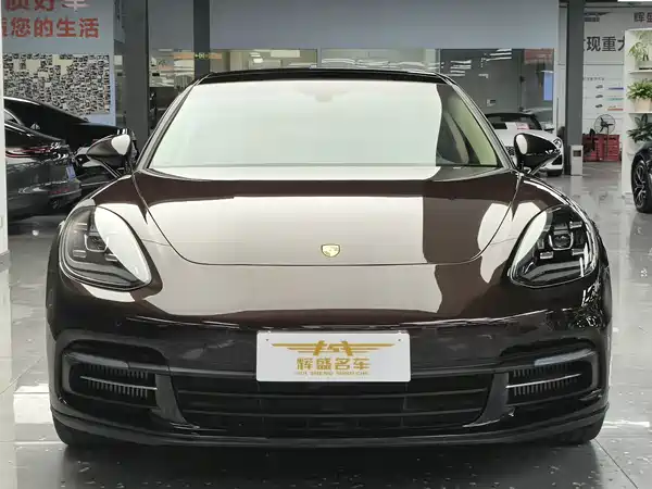Porsche Panamera 2019