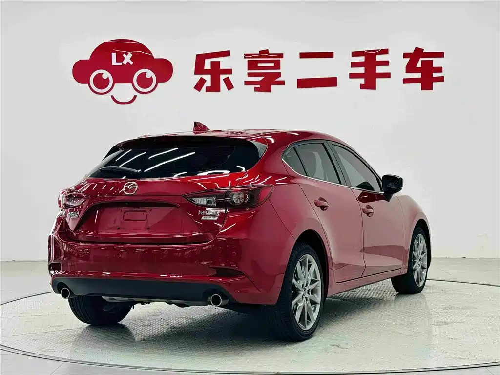 Mazda 3 Axela 2019 — фото 5