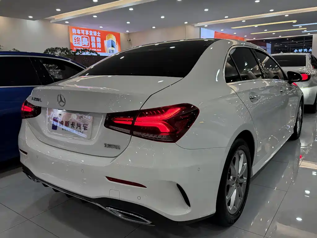 Mercedes-Benz A-Class 2020 — фото 5