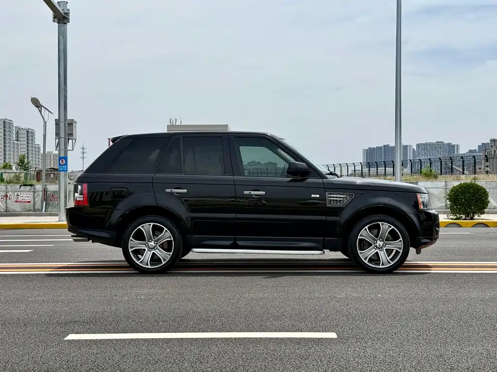 Land Rover Sport 2010 — фото 17