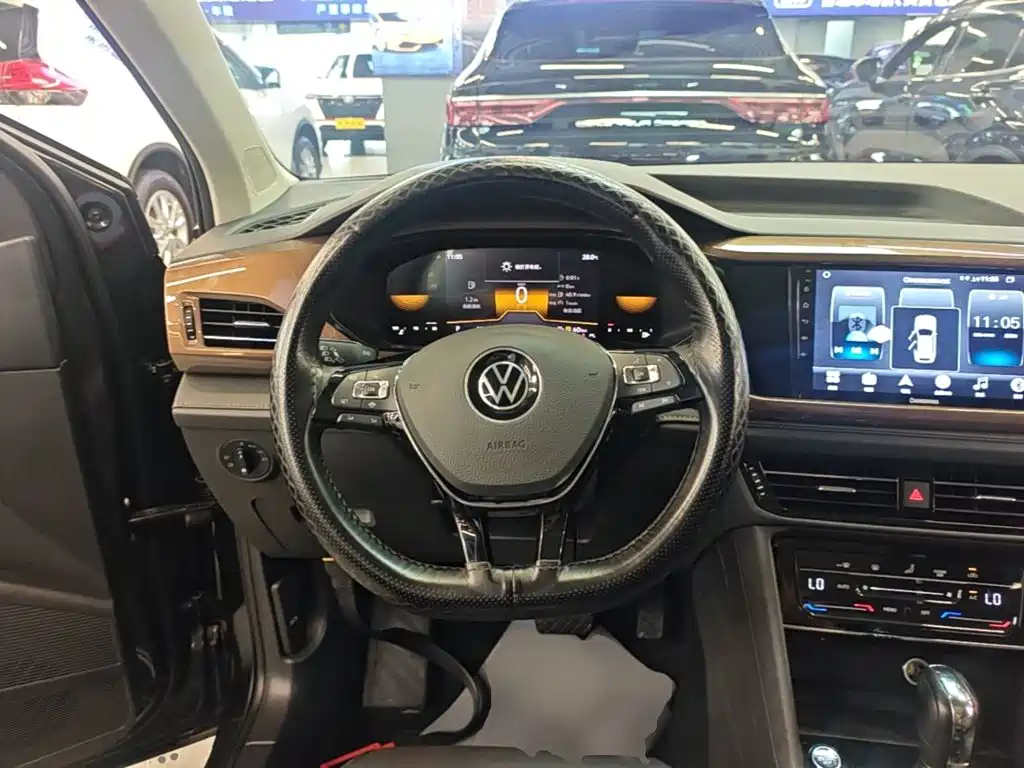 Volkswagen Tharu 2022 — фото 11
