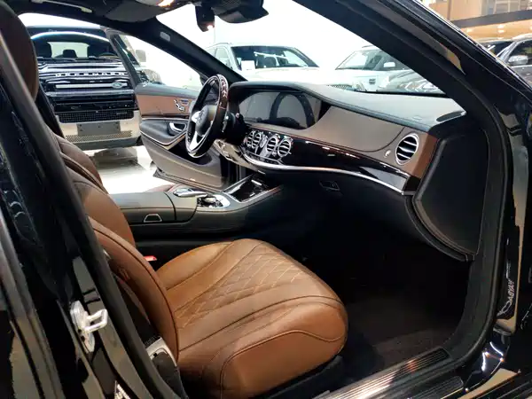 Mercedes-Benz Maybach S-Class 2018