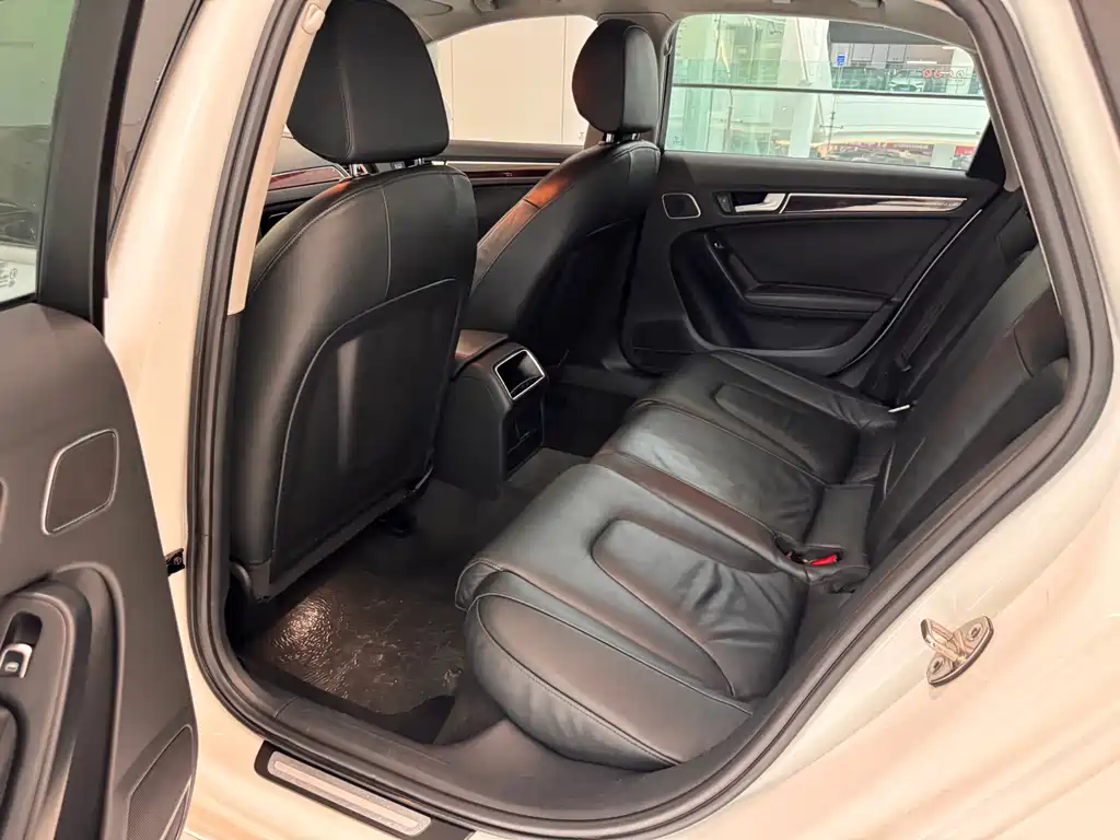 Audi A4L 2013