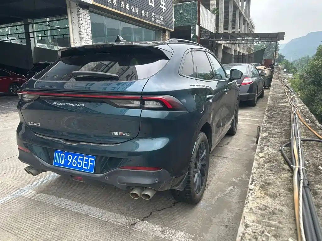 Dongfeng Fengxing T5 EVO 2021 — фото 4