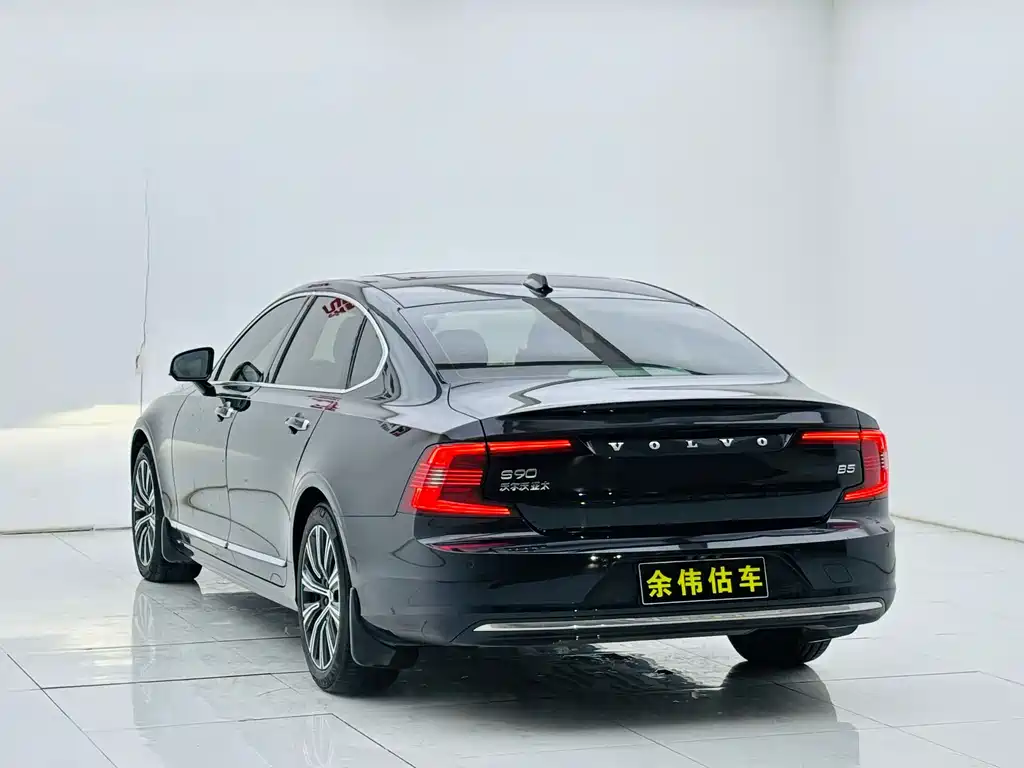 Volvo S90 2021 — фото 16