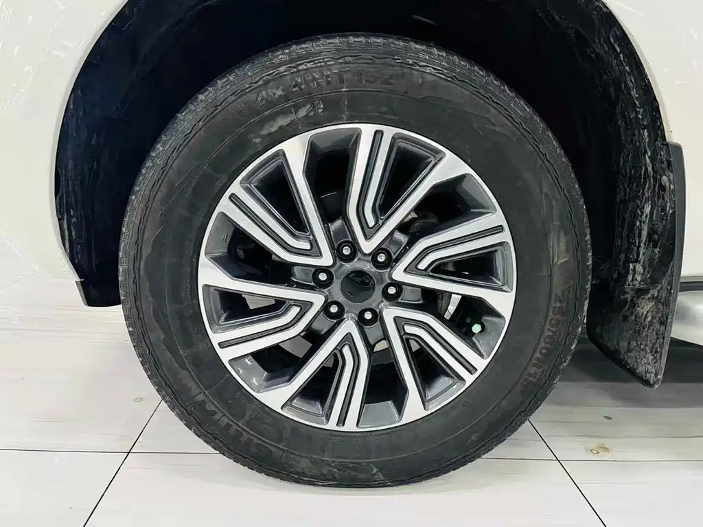 Nissan Terra 2020 — фото 13
