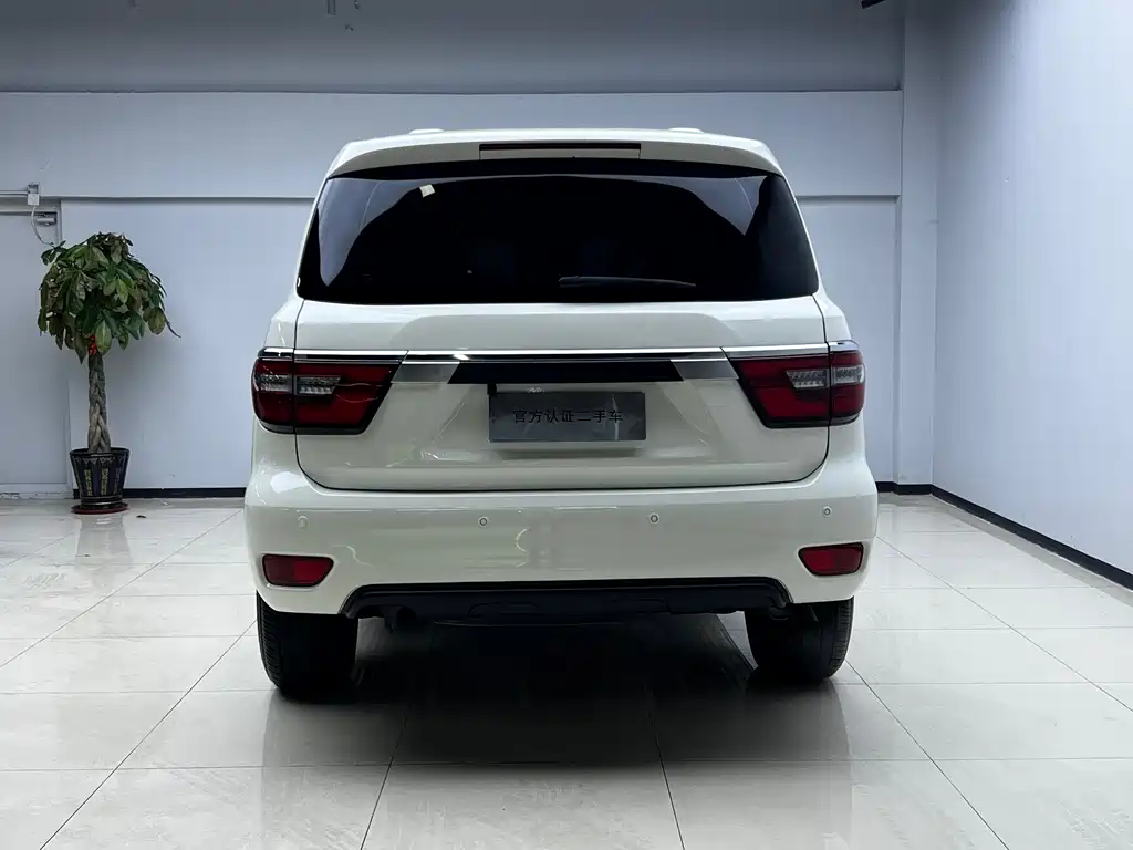 Nissan Patrol 2018 — фото 13