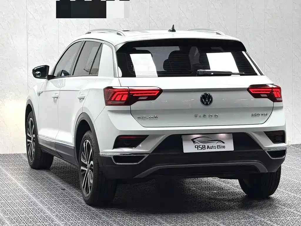 Volkswagen T-Roc 2022 — фото 11