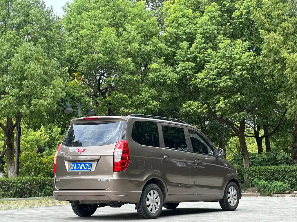 Wuling Hongguang 2017 — фото 6