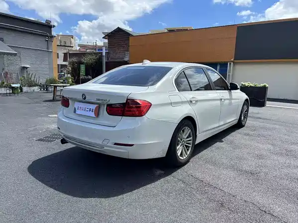 BMW 3 Series 2015