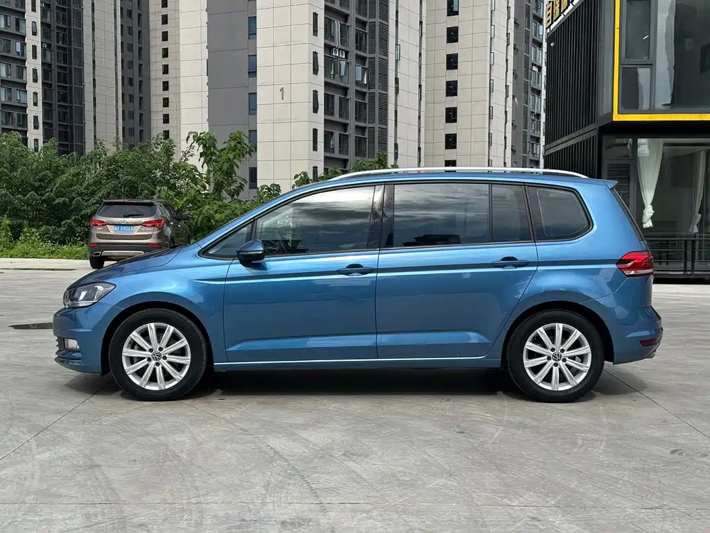 Volkswagen Touran 2022