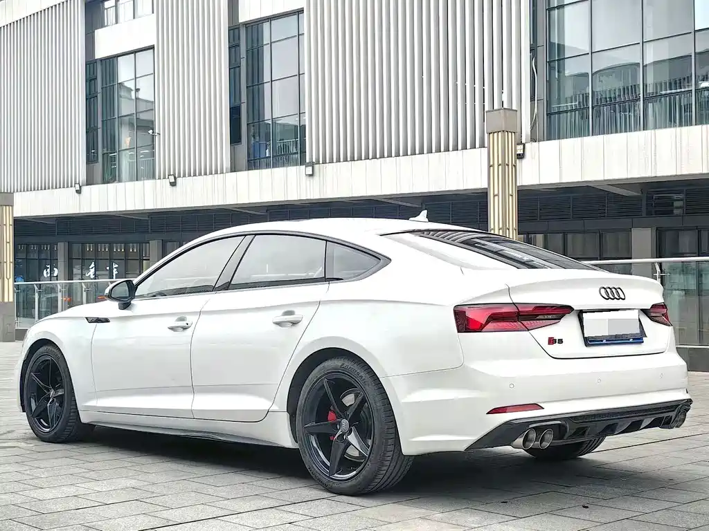 Audi A5 2017 — фото 9