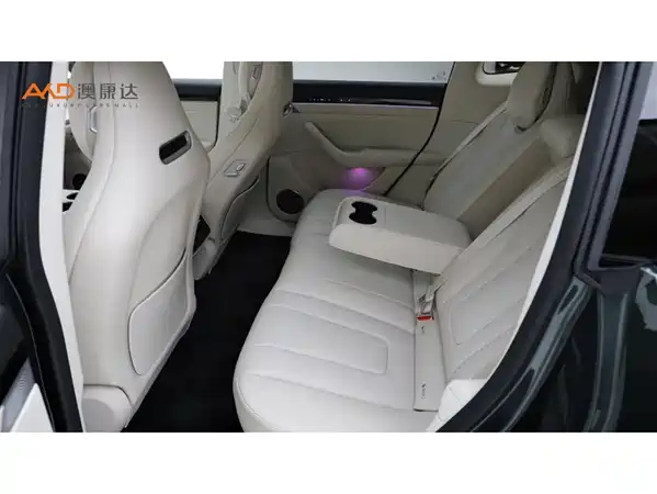 Luxeed R7 2025