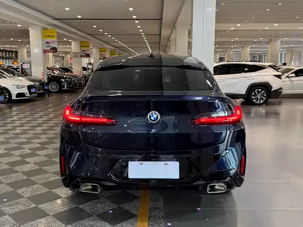 BMW X4 2023