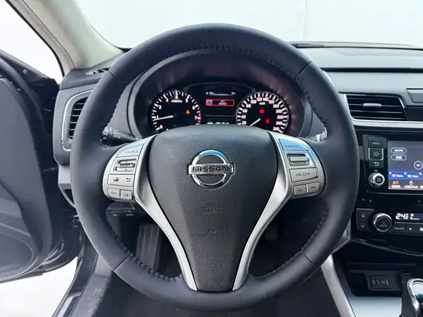Nissan Teana 2016