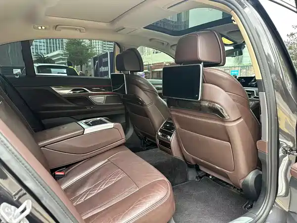BMW 7 Series 2016