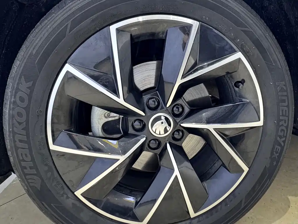 Skoda Kamiq 2023 — фото 25
