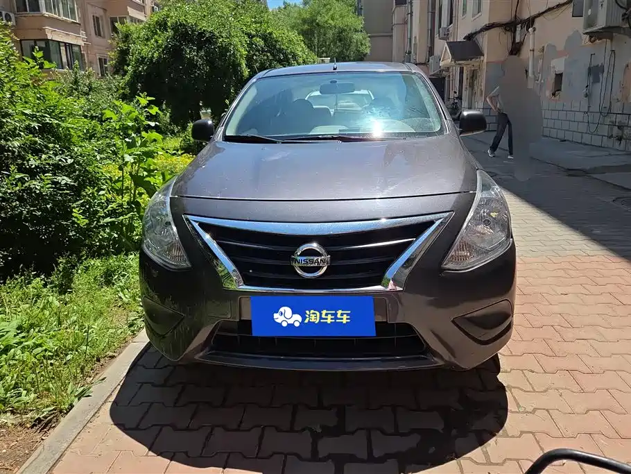 Nissan Sunny 2015 — фото 2
