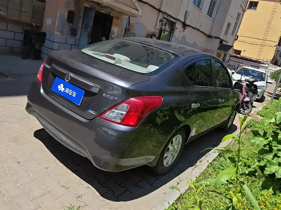 Nissan Sunny 2015 — фото 3