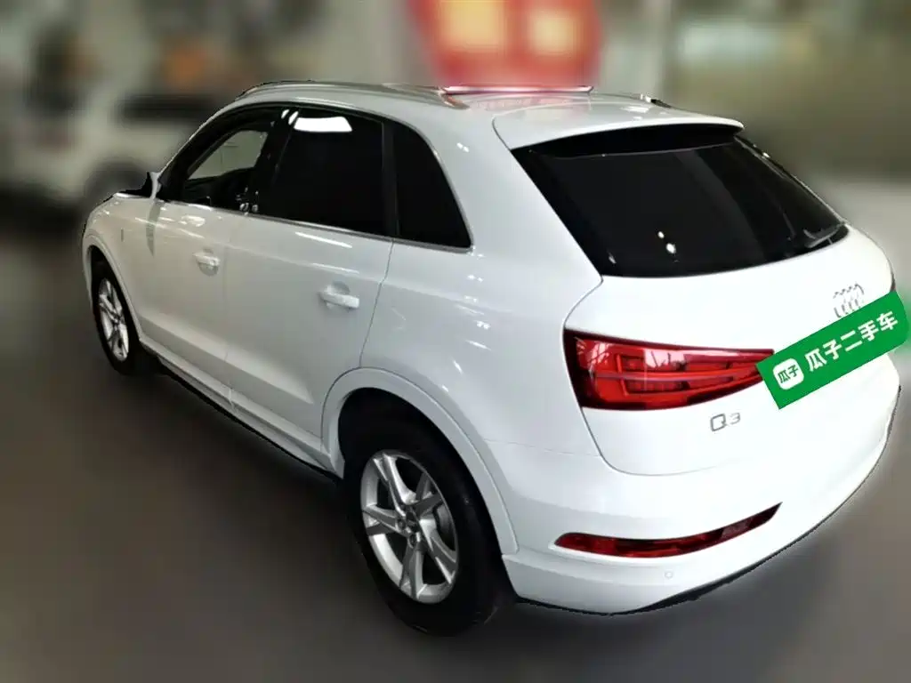 Audi Q3 2017 — фото 9