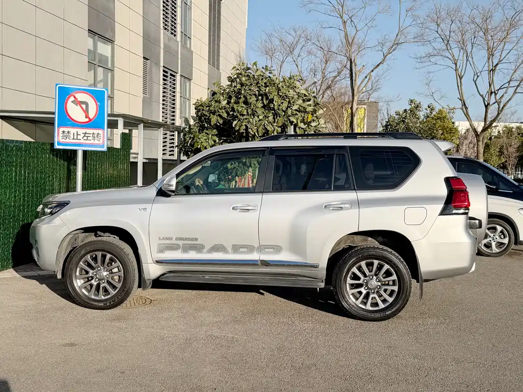 Toyota Prado 2018 — фото 14