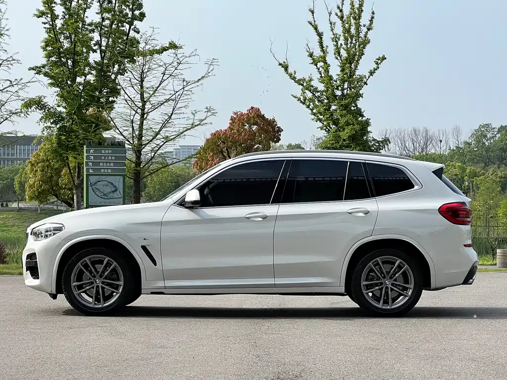 BMW X3 2021 — фото 4