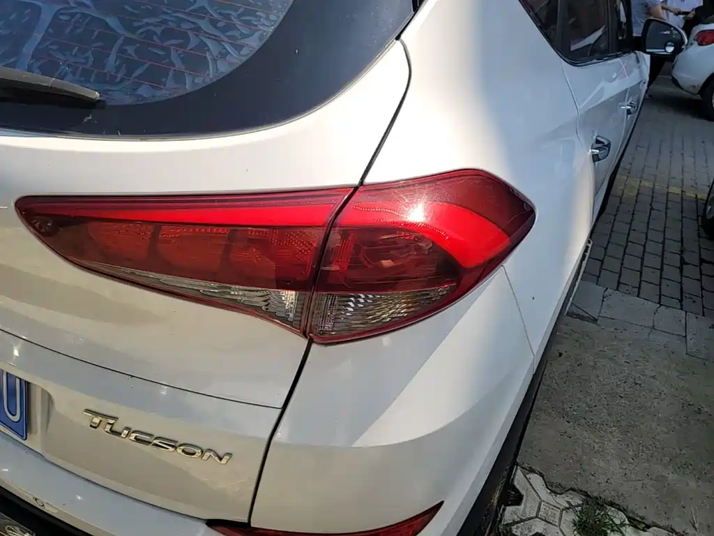 Hyundai Tucson 2017 — фото 8