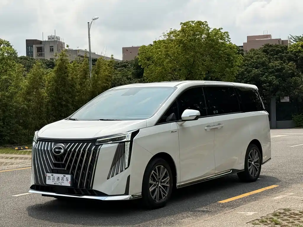 GAC Motor Trumpchi M8 2026 — фото 2