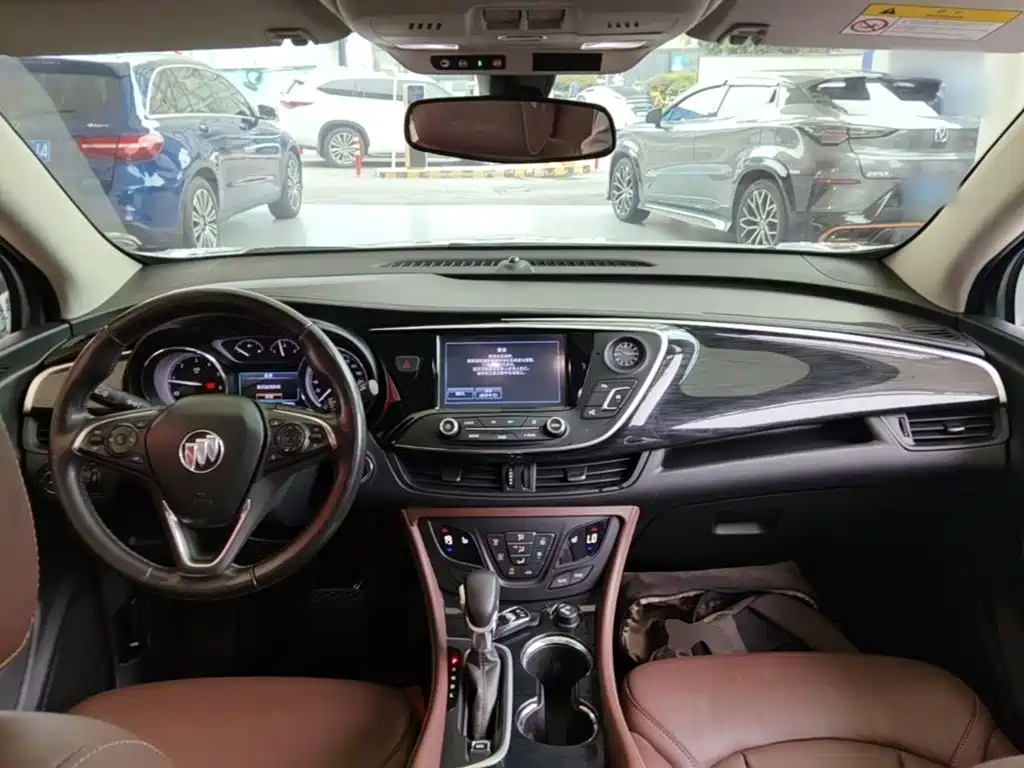 Buick Envision Plus 2018 — фото 10