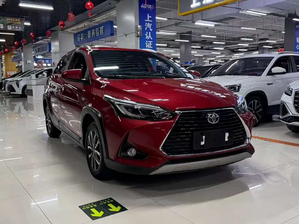Toyota Yaris L 2022