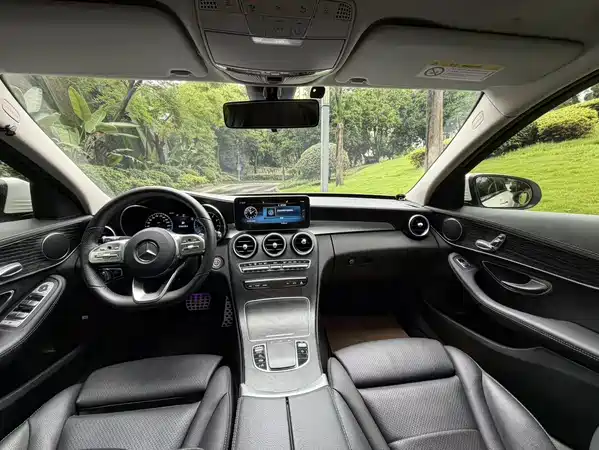 Mercedes-Benz C-Class 2021