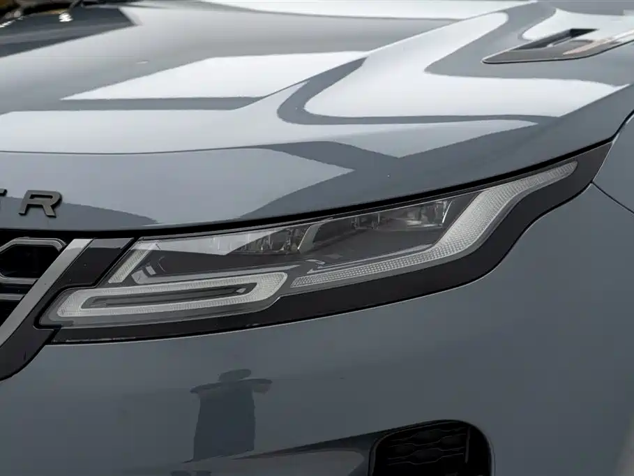 Land Rover Evoque 2021 — фото 10