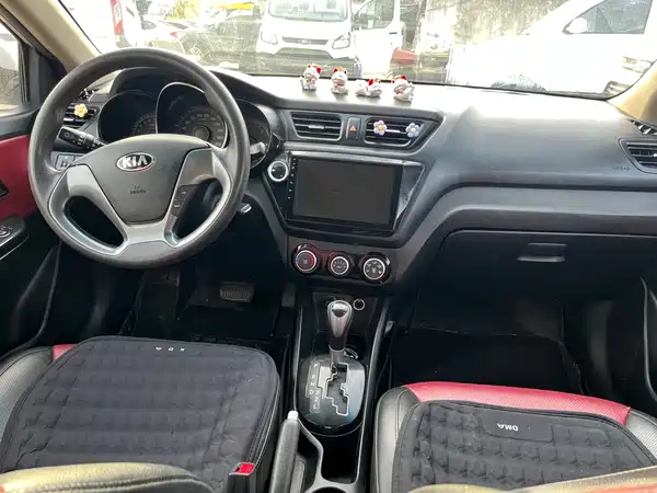 Kia K2 2015