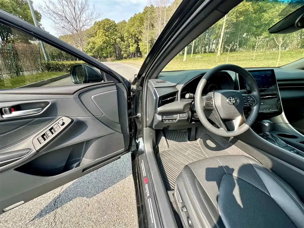 Toyota Avalon 2024 — фото 10